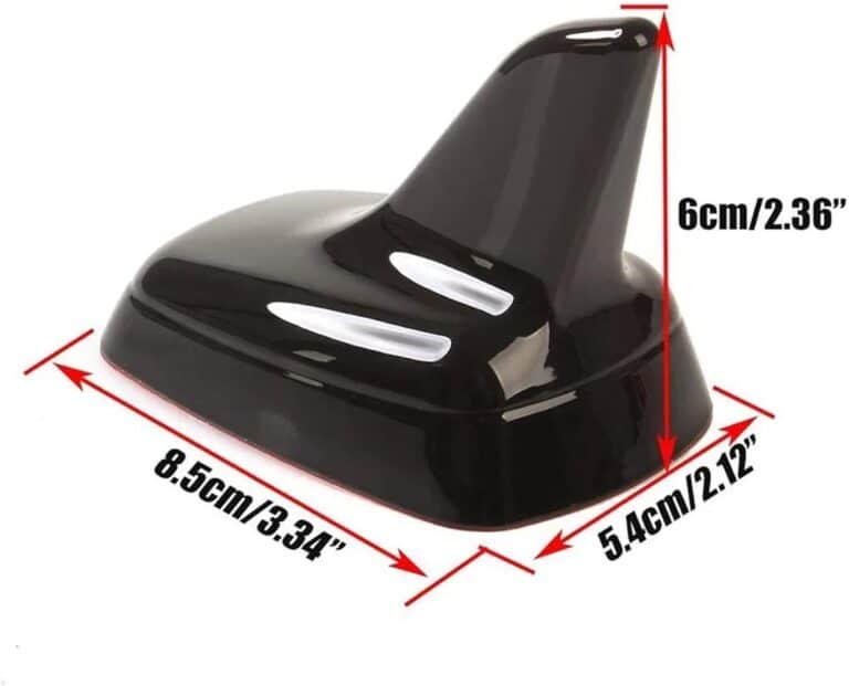 Antenne de voiture en forme d'aileron de requin