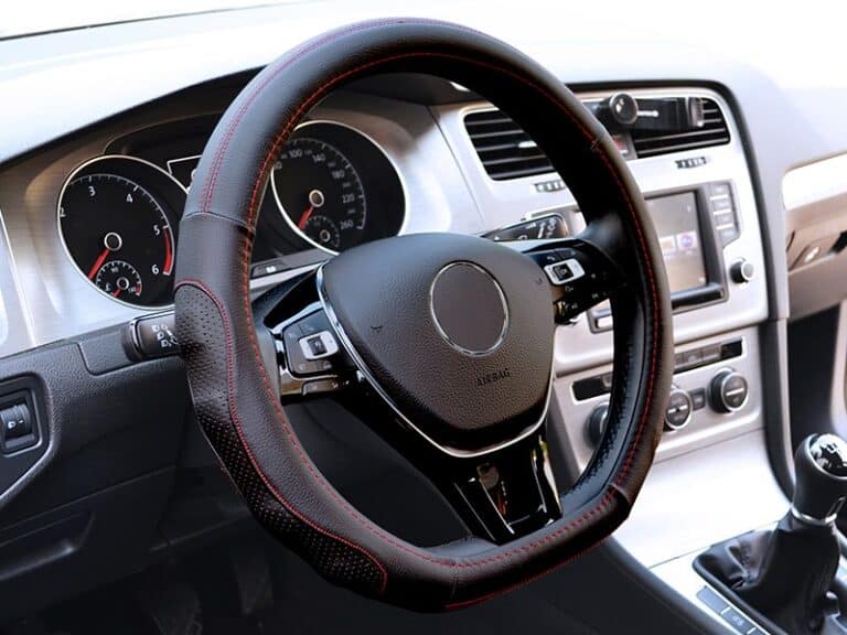 Couvre Volant Simili Cuir M