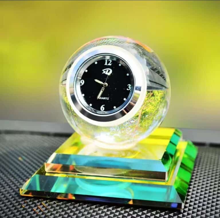 Parfum Boule De Cristal Montre Horloge Décoration de Voiture