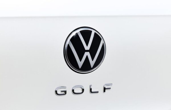 Embléme De Logo Arriére VOLKSWAGEN GOLF 8