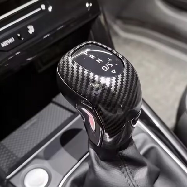 Couvre pommeau vitesse carbon pour t roc vw