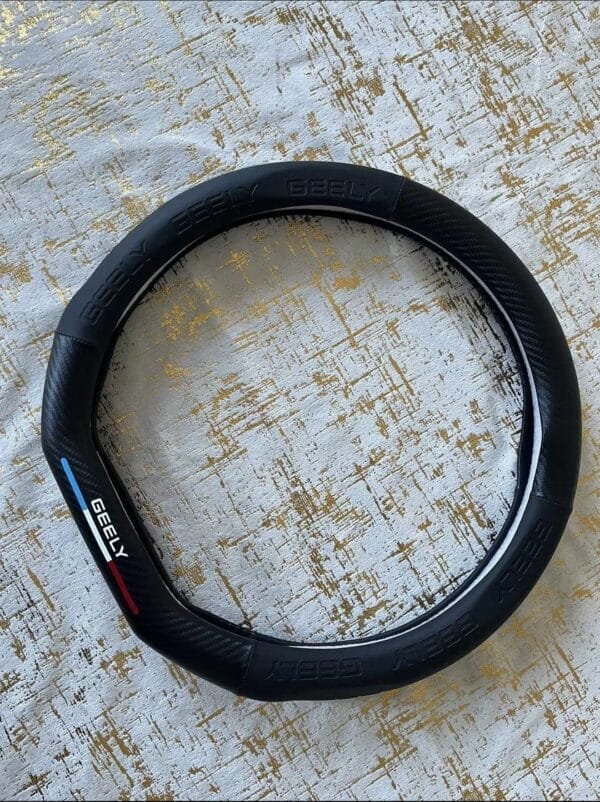 Couvre volant carbon pour Geely Coolray